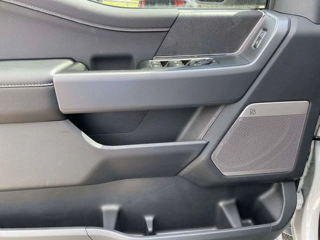 New 2026 Avalanche Ford XLT image 18