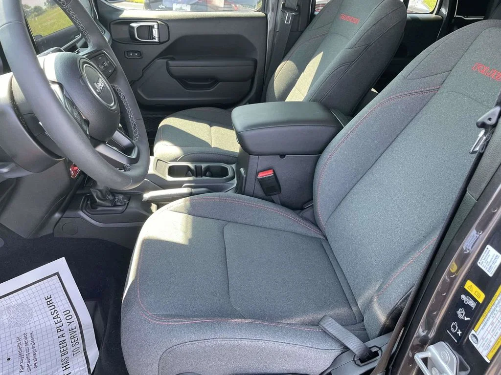 Used 2025 Gray Jeep Rubicon image 13