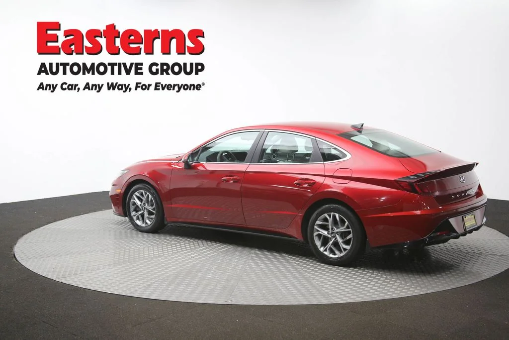 Used 2023 Red Hyundai SEL image 62