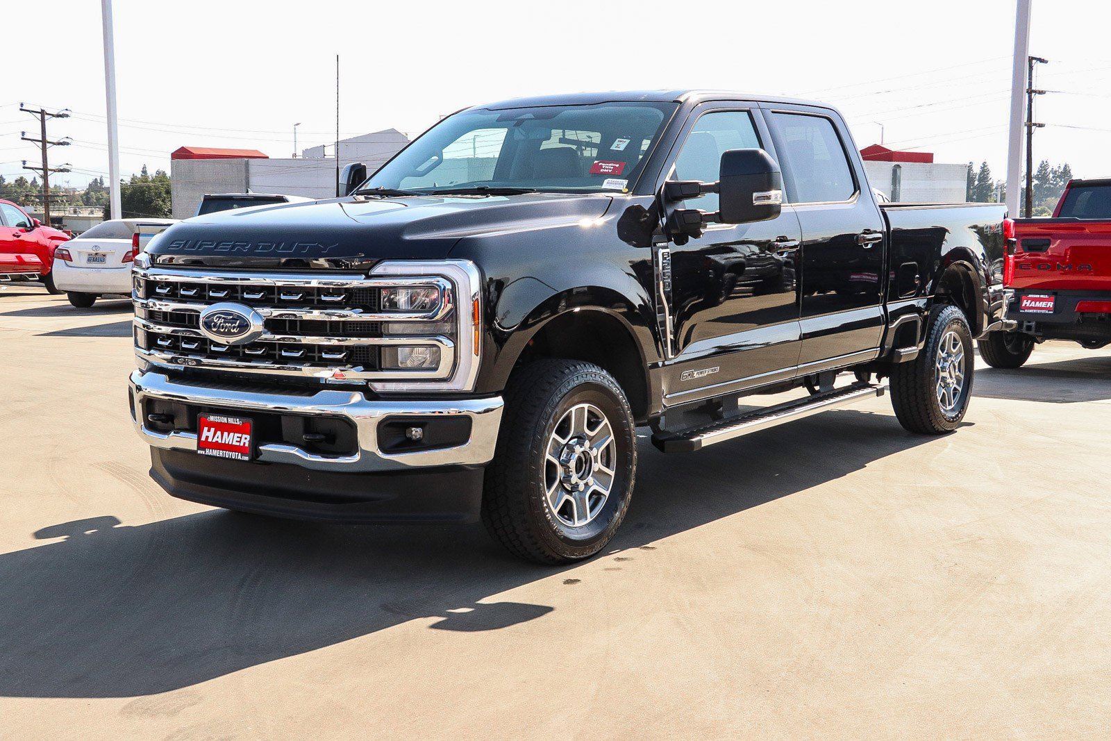 Used 2025 Black Metallic Ford LARIAT image 3