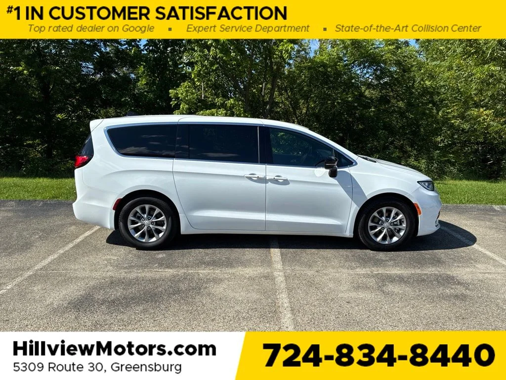 Used 2026 Bright White Clearcoat Chrysler Limited image 8