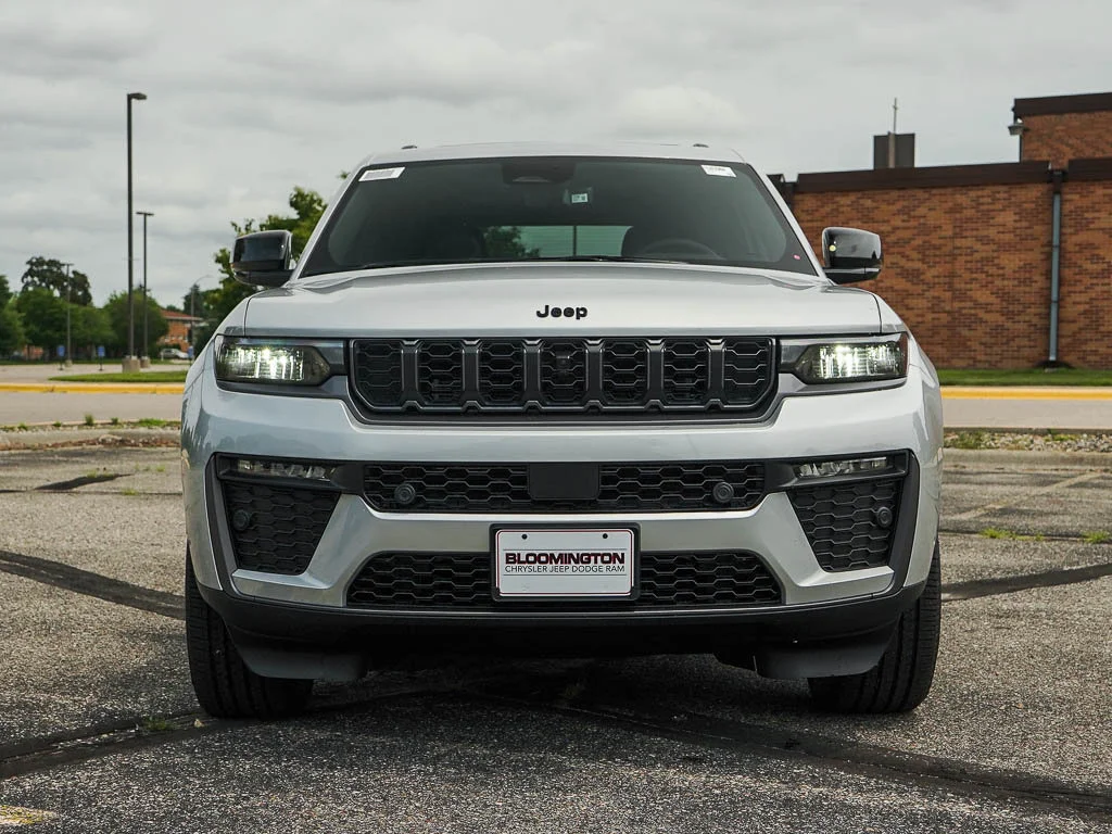 New 2026 Silver Zynith Jeep Limited image 2