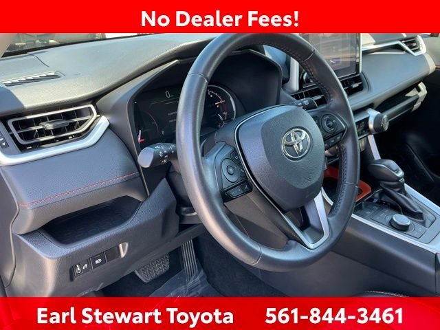 Used 2024  Toyota Adventure image 22