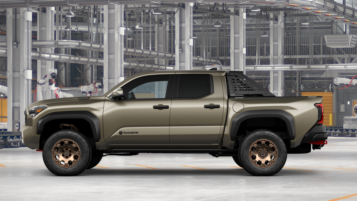 New 2026 Bronze Oxide Toyota Trailhunter image 4