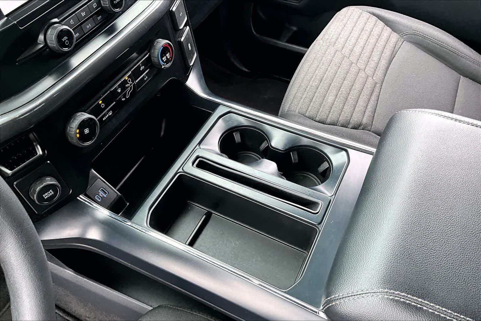 Used 2023 Oxford White Ford XL image 18