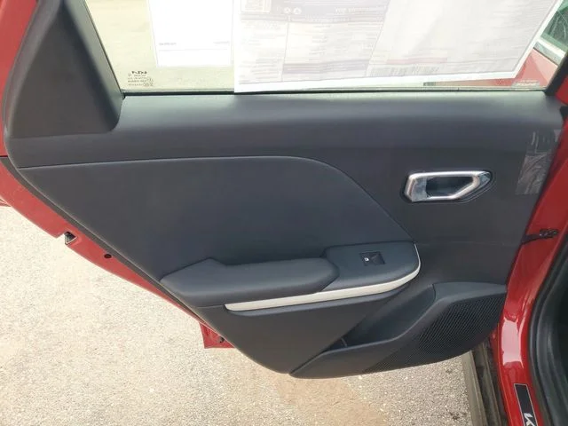 2025 Kia K4 GT-Line Turbo - Photo 27