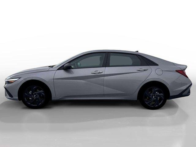 New 2026 Fluid Metal Hyundai SEL Sport image 22