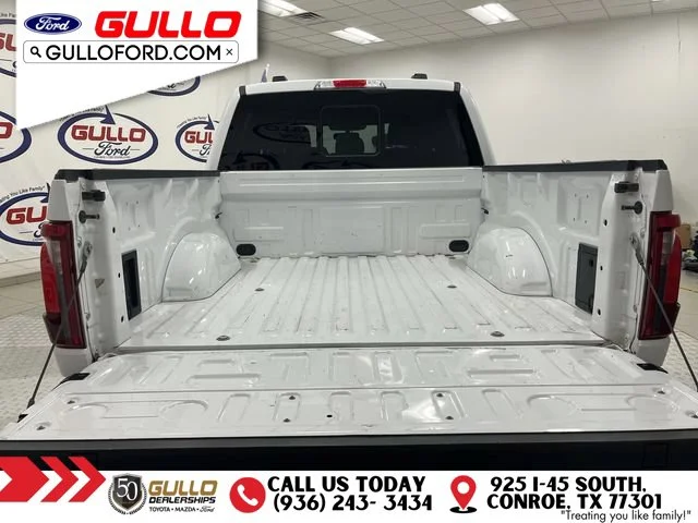 Used 2024 Oxford White Ford XLT image 10