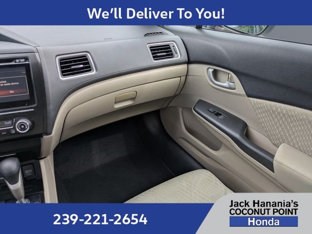 Used 2015 White Honda SE image 16