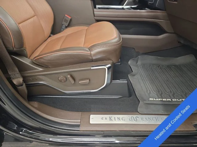 Certified Used 2025 Agate Black Metallic Ford King Ranch image 11