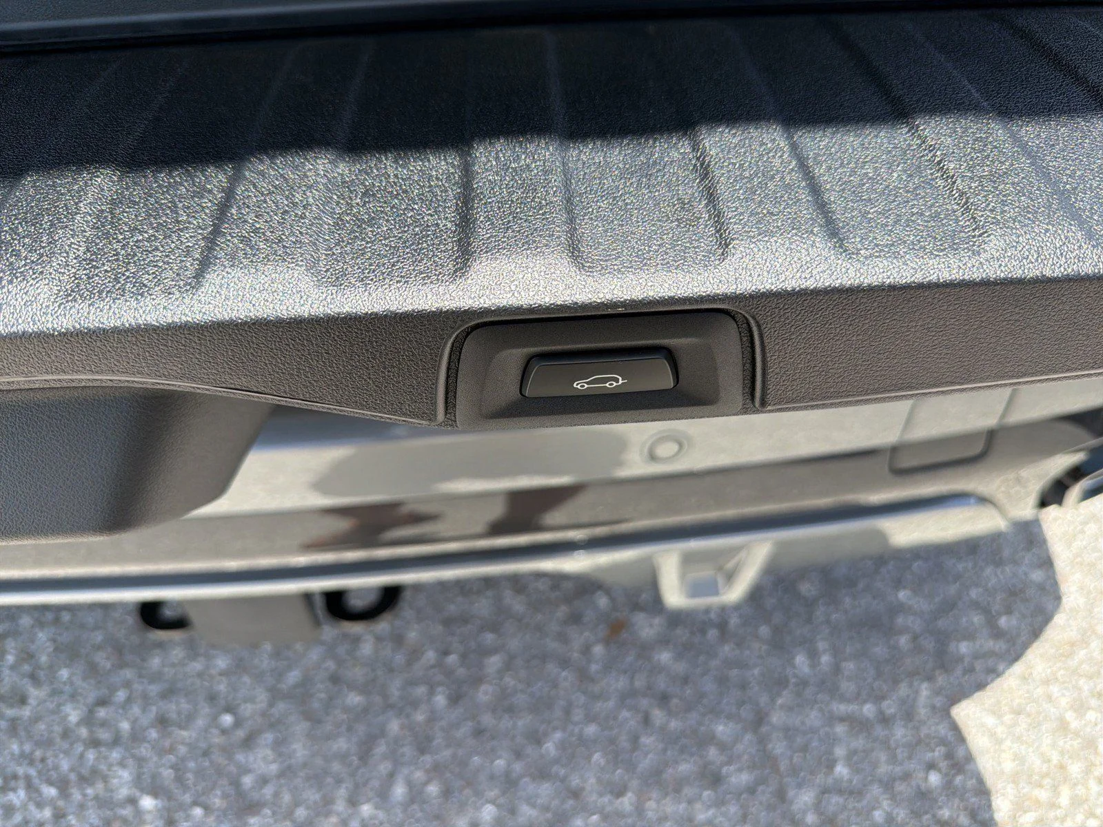New 2026 Skyscraper Grey Metallic BMW xDrive40i image 14