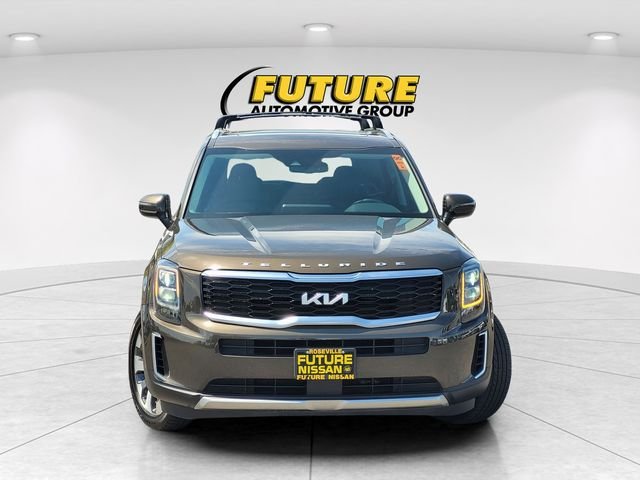 Used 2022 Green Kia EX image 2