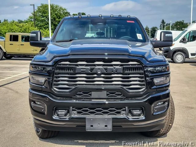 New 2026 Diamond Black Crystal Pearl-Coat Exterior Paint RAM Big Horn image 4