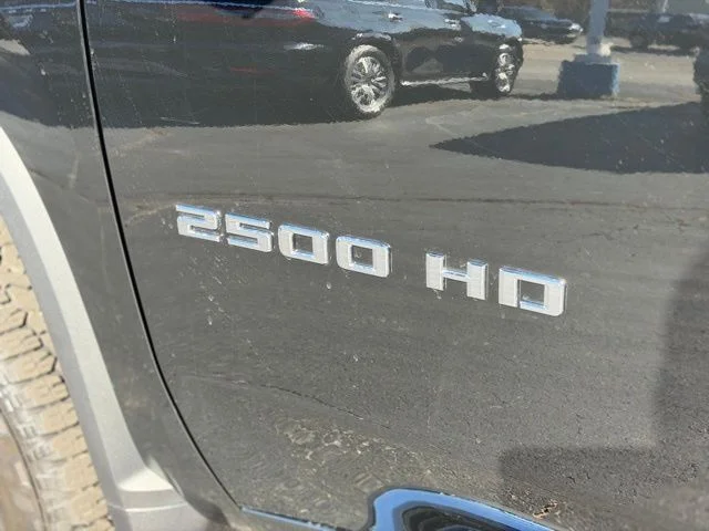 2025 Chevrolet Silverado 2500 HD LT - Photo 11