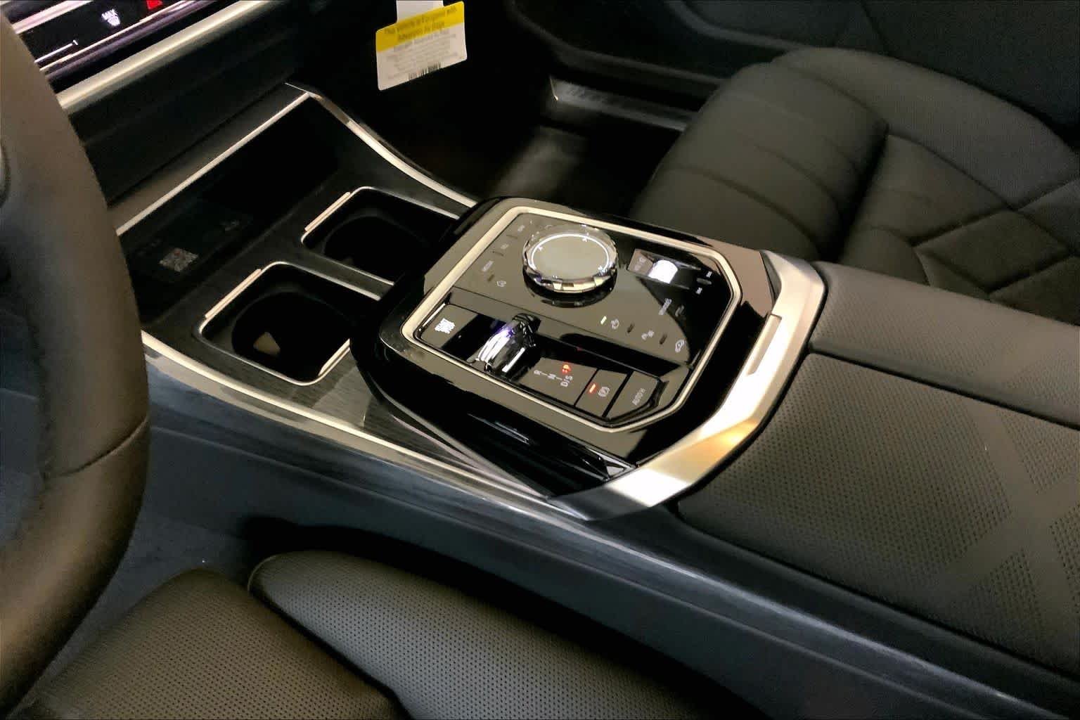 Used 2026 Dravit Grey Metallic BMW 740i xDrive image 7