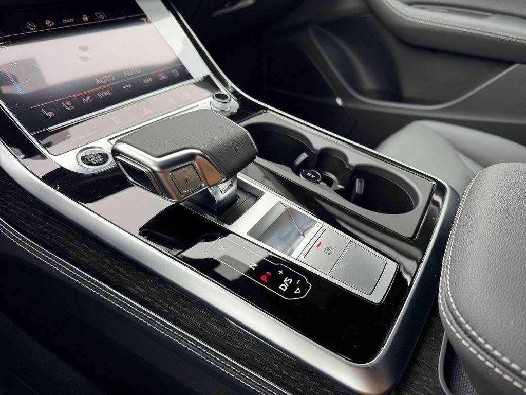 New 2026 Daytona Gray Pearl Effect Audi Premium plus image 17