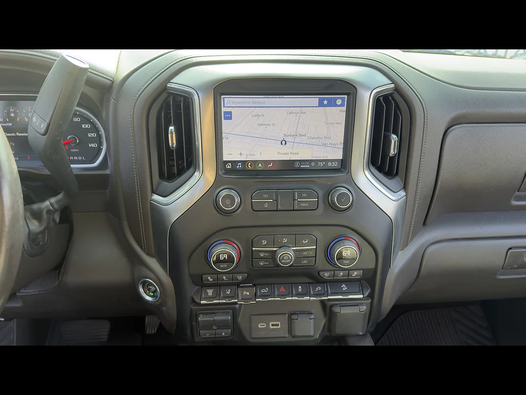 Used 2021 Northsky Blue Metallic Chevrolet LTZ image 8