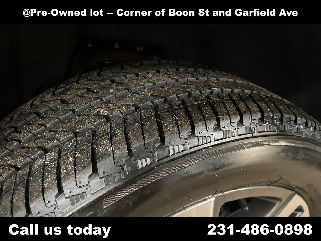 Used 2019 Blue GMC Denali image 12