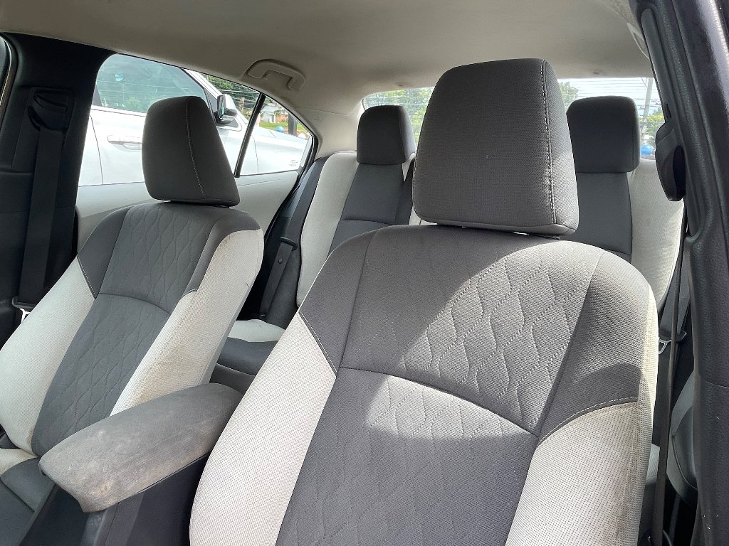 Used 2024 Ice Cap Toyota LE image 10