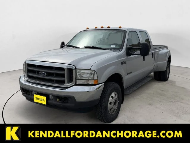 Used 2002 Silver Clearcoat Metallic Ford XL image 1