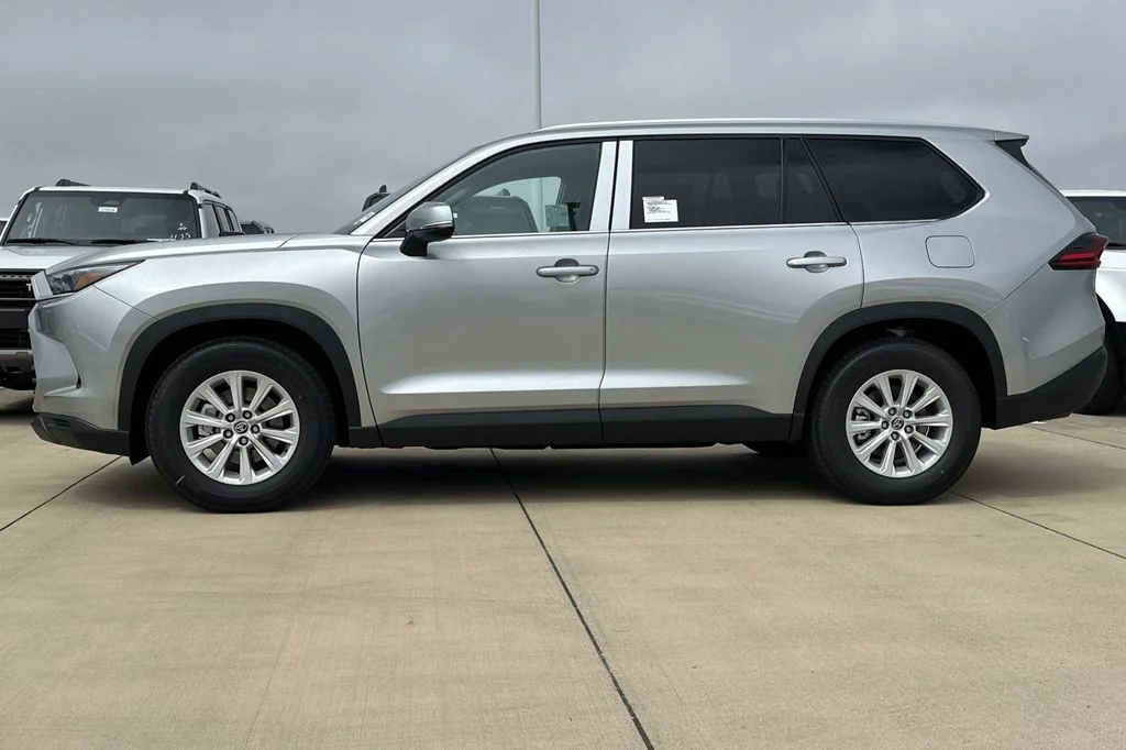 New 2026 Celestial Silver Metallic Toyota  XLE image 7