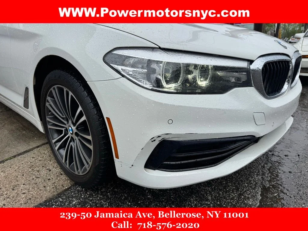 Used 2019 White BMW 540i xDrive image 9