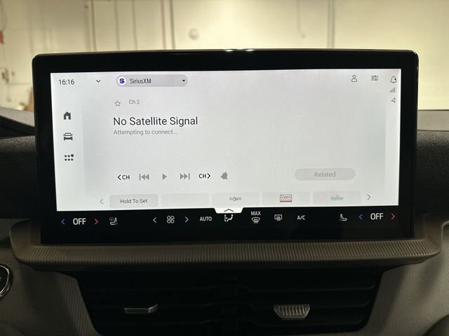 New 2026 Star White Metallic Tri-Coat Ford Active image 16