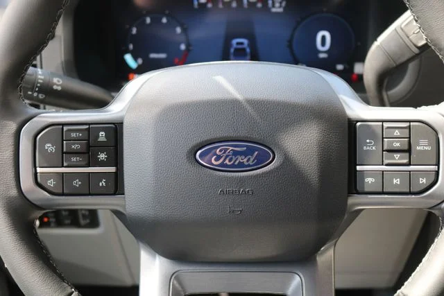 New 2026 Oxford White Ford XLT image 12