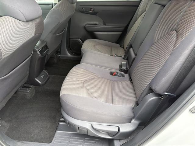 Certified Used 2024 WIND CHILL PEARL Toyota LE image 30