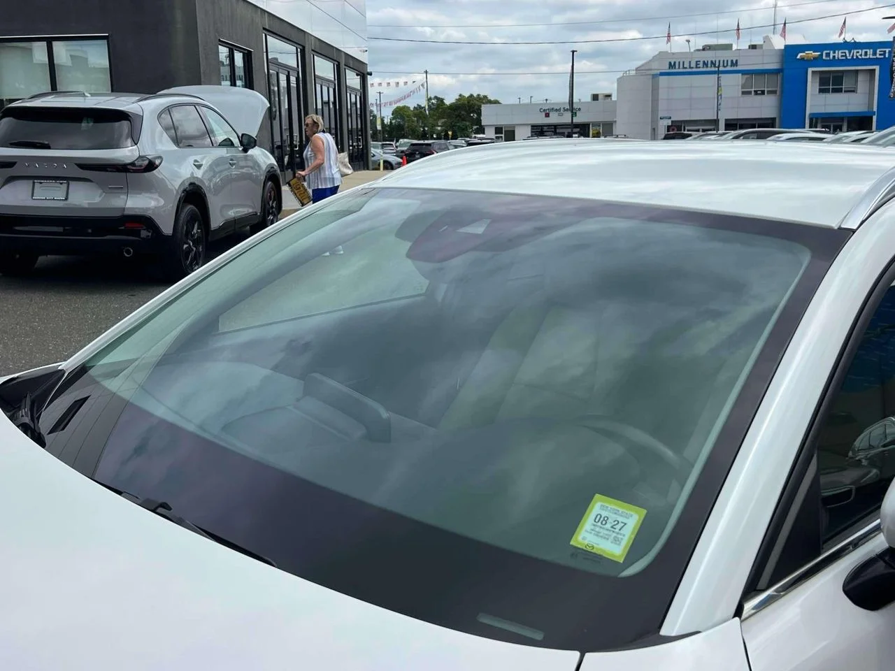 Certified Used 2023 Snowflake White Pearl Mica Mazda 2.5 S Preferred image 46