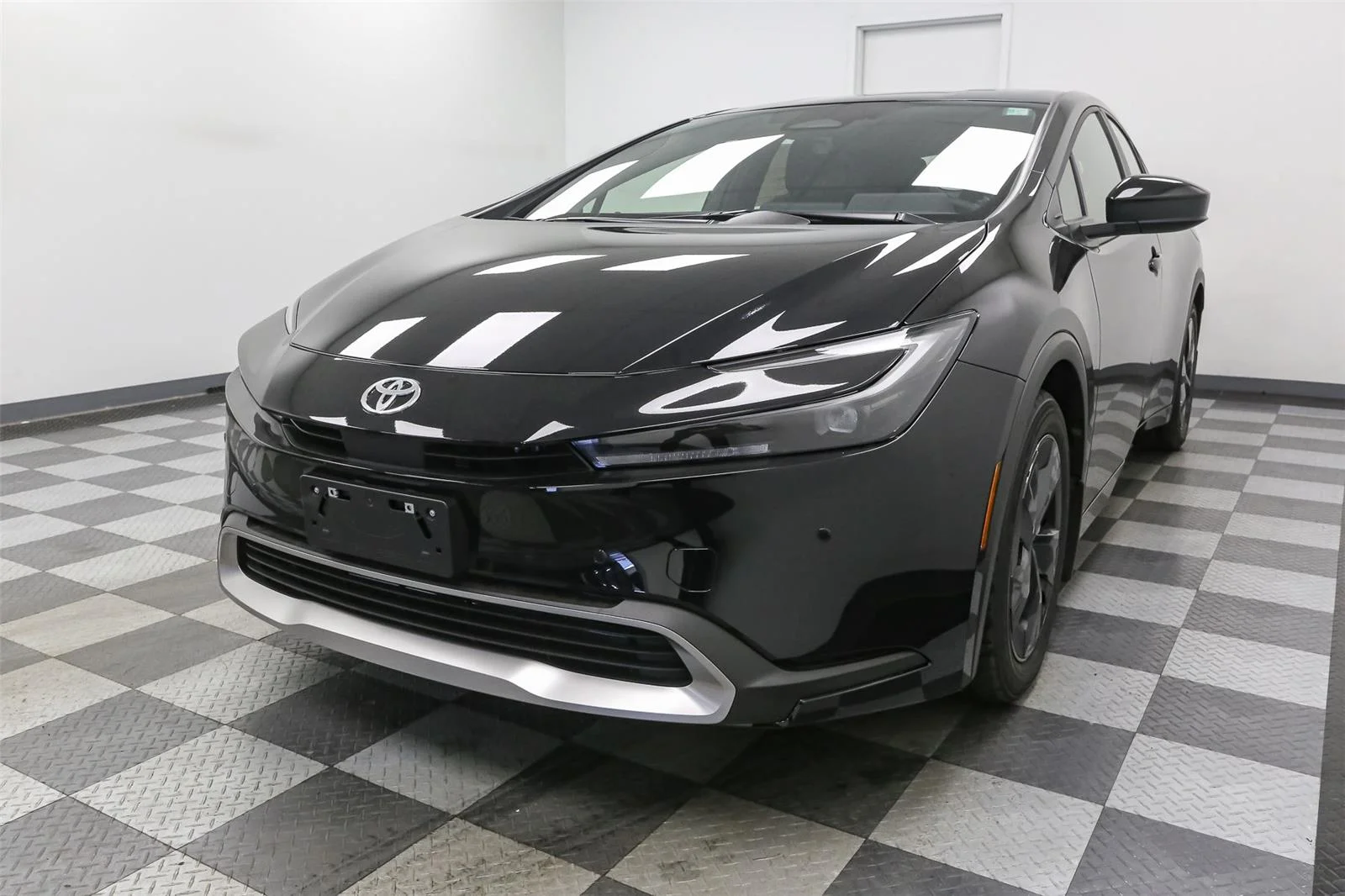 New 2026 Midnight Black Metallic Toyota SE image 4