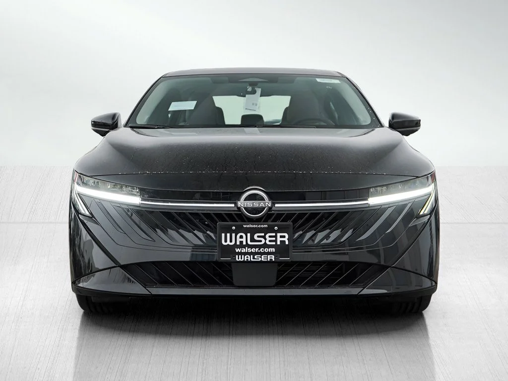 New 2026 Super Black Nissan SL image 2