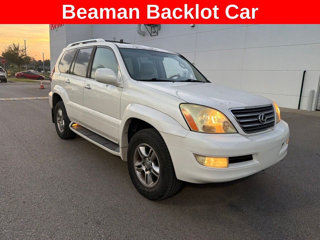 Used 2008 White Lexus 470 image 2