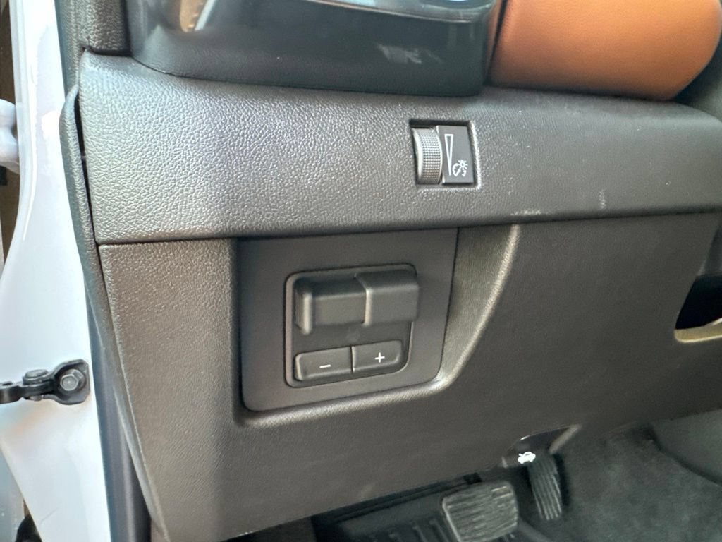 2026 GMC Canyon AT4 - Photo 10