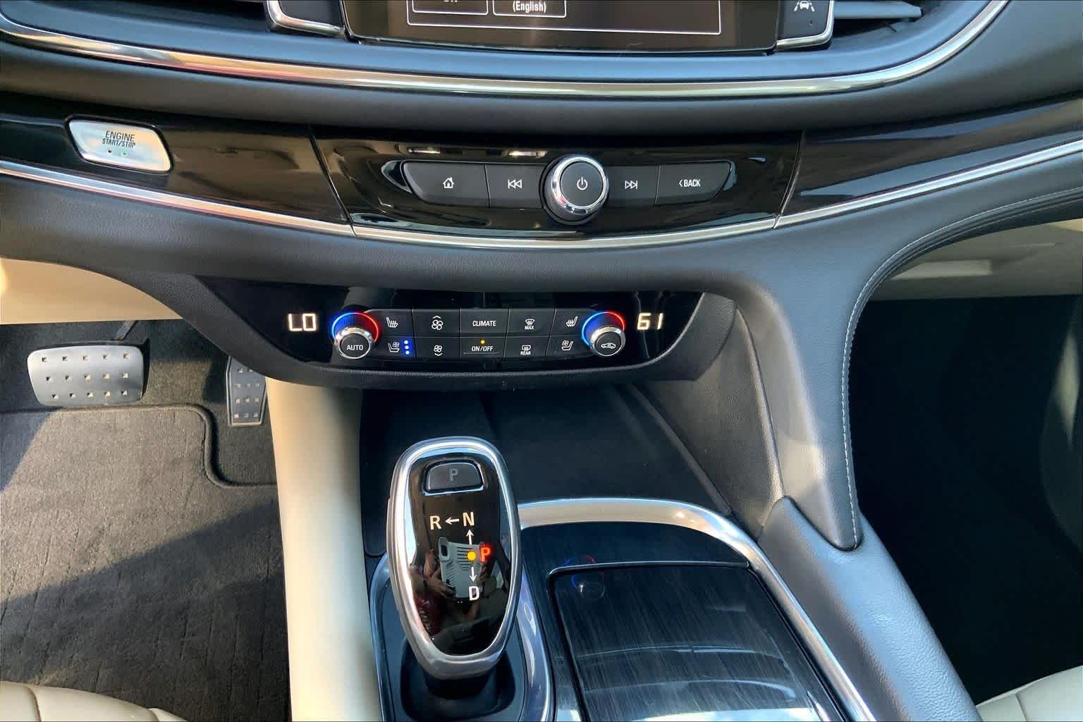 Used 2019 Pepperdust Metallic Buick Premium image 31