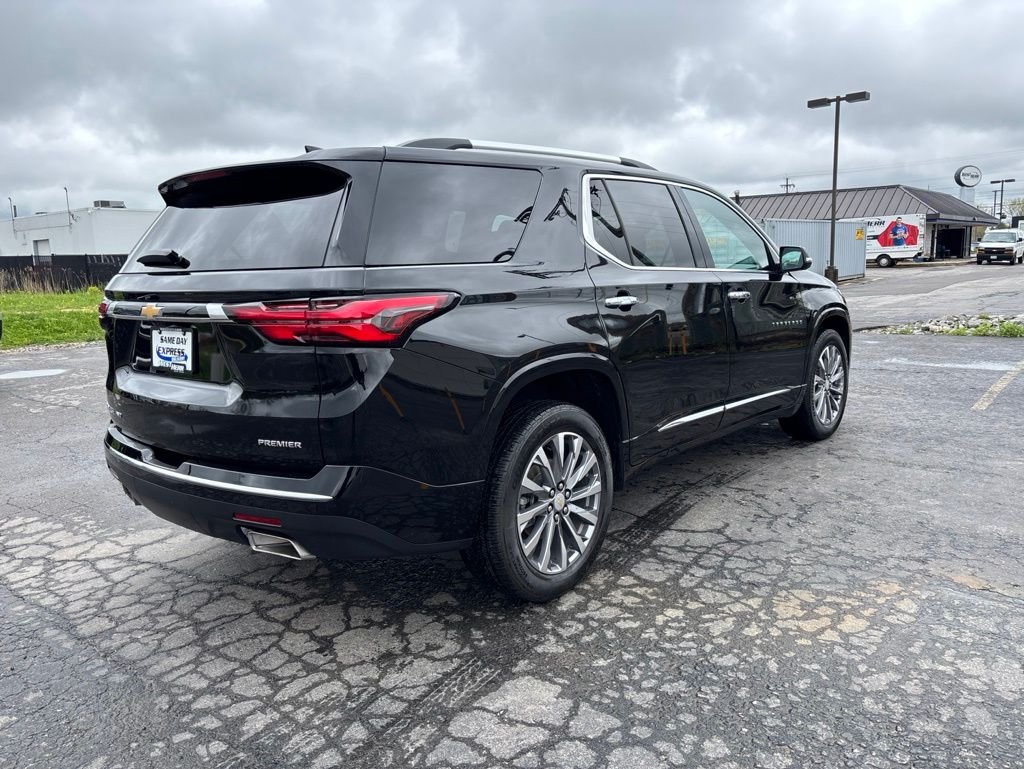 Used 2023 Black Chevrolet Premier image 7