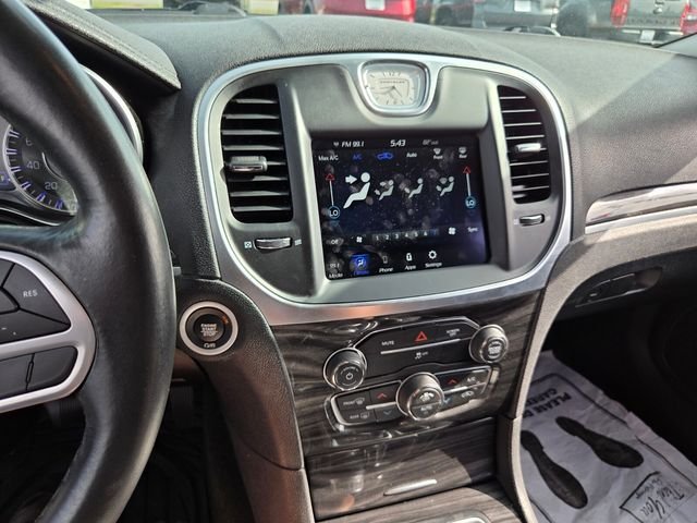 Used 2021 Gloss Black Chrysler Touring image 19