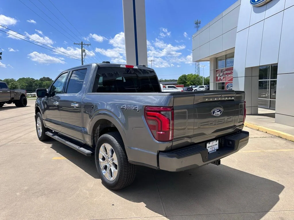 2026 Ford F-150 Platinum - Photo 2