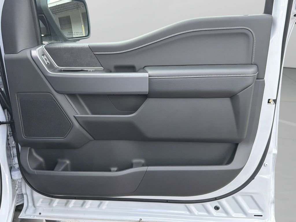 New 2025 White Ford XLT image 30