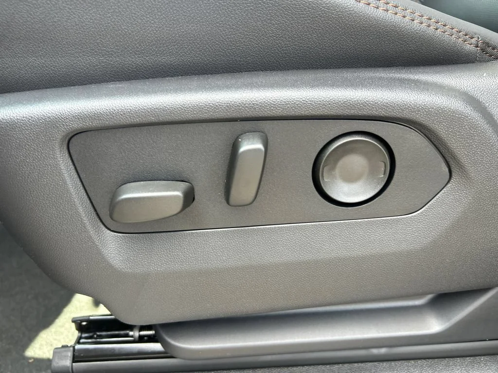 2026 GMC Sierra 1500 AT4 - Photo 16