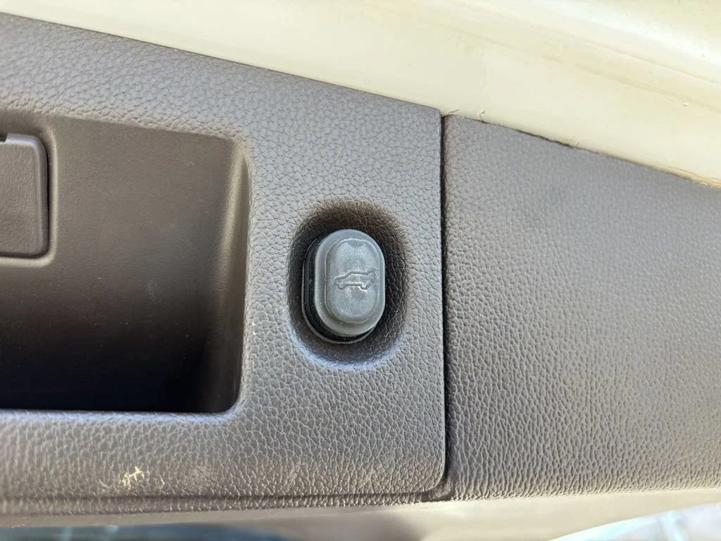 Used 2020 SUMMIT WHITE GMC Denali image 20
