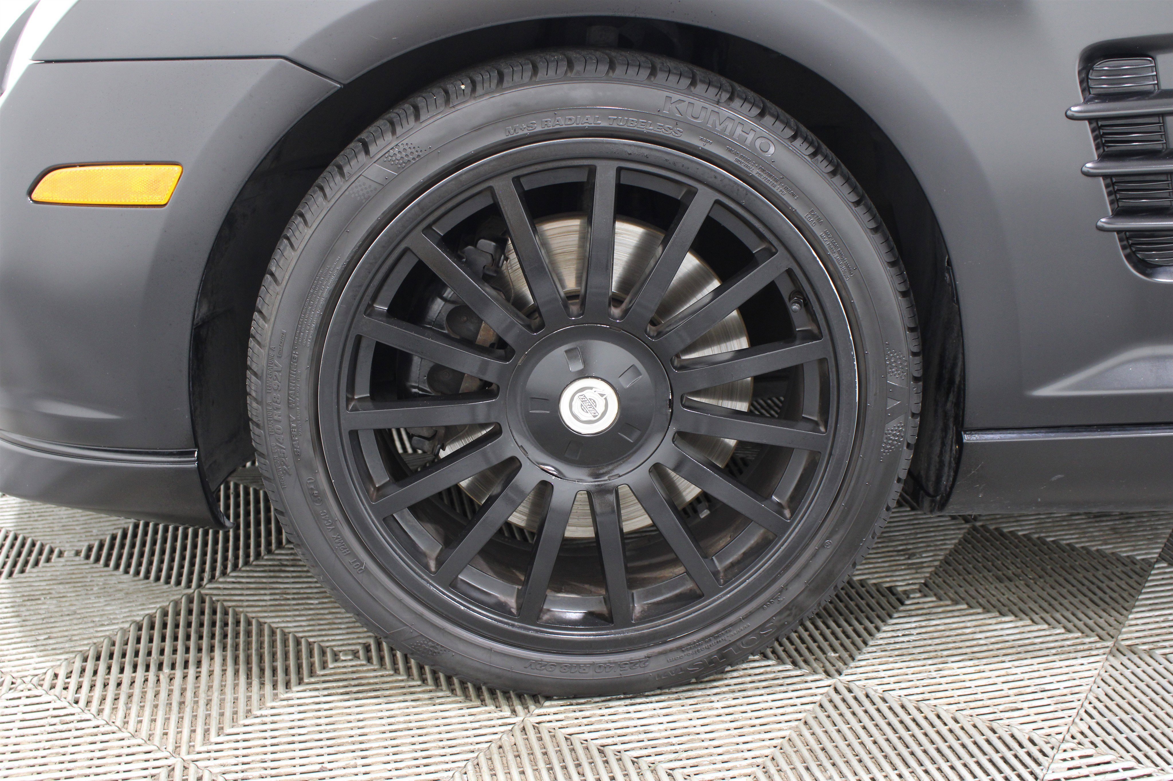 Used 2005 Black Chrysler SRT6 image 27