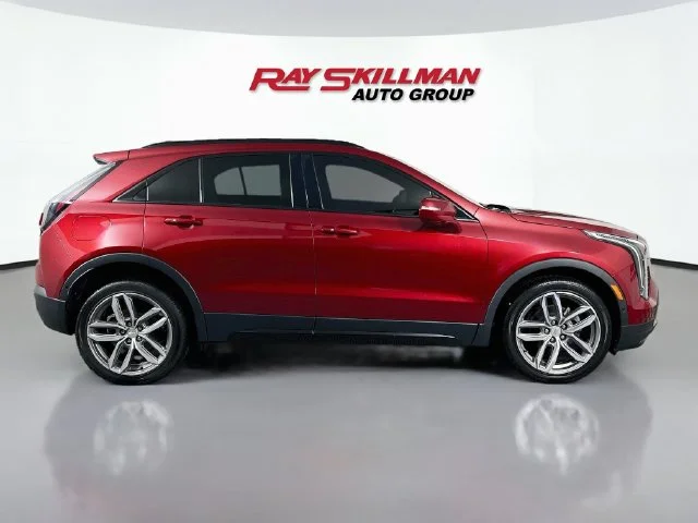 Used 2020 Red Cadillac Sport image 8