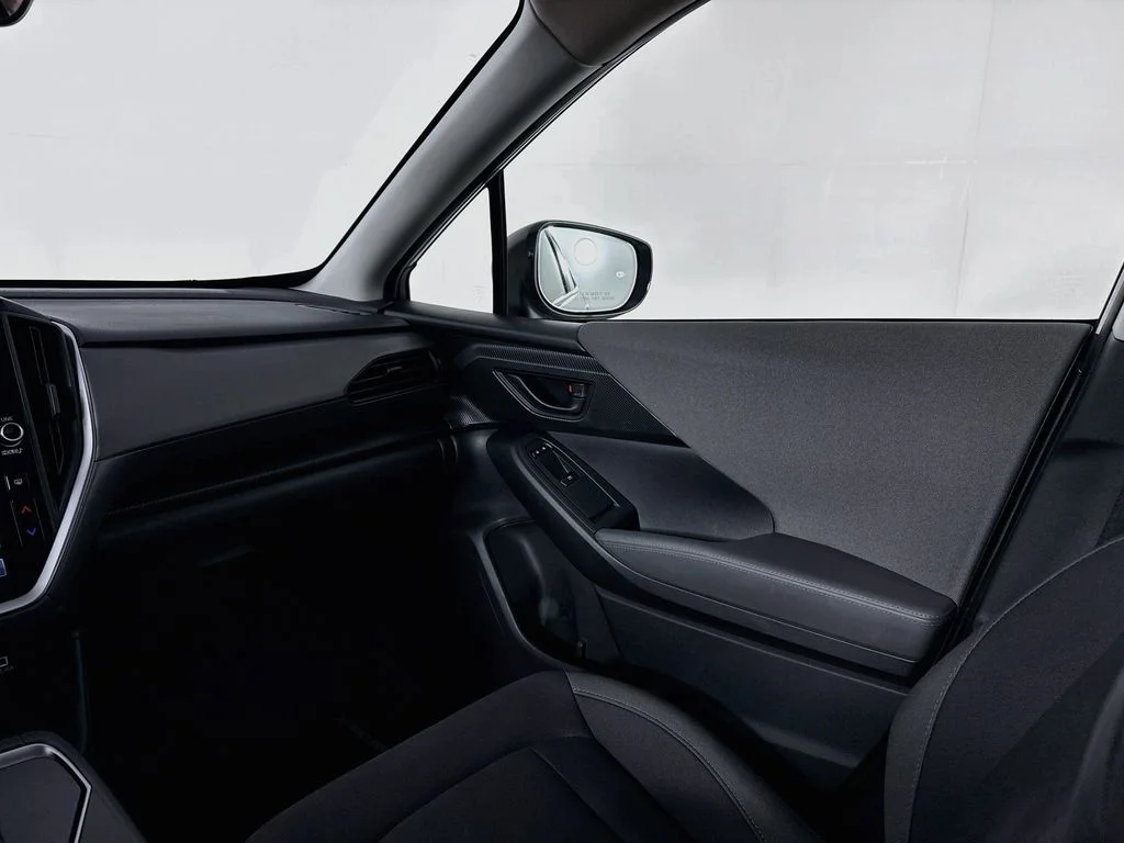 Used 2025 Crystal White Pearl Subaru Premium image 23
