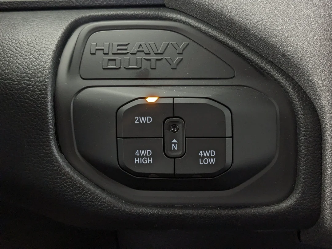 New 2026 White RAM Tradesman - - 4x4 - 6.4L HEMI V8 - Uconnect 5 w/ 8.4 Screen - Apple CarPlay & More! image 19