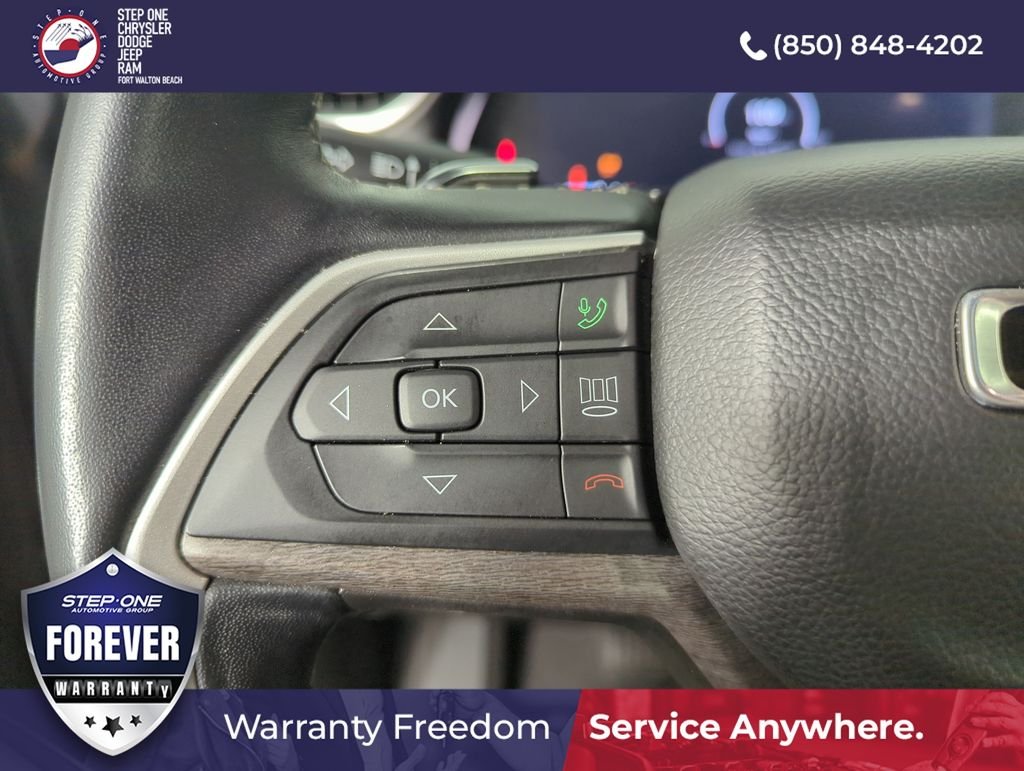 Used 2022 Gray Jeep Limited image 21