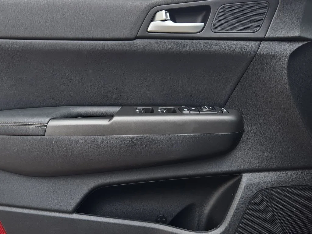 2021 Kia Sportage S - Photo 26