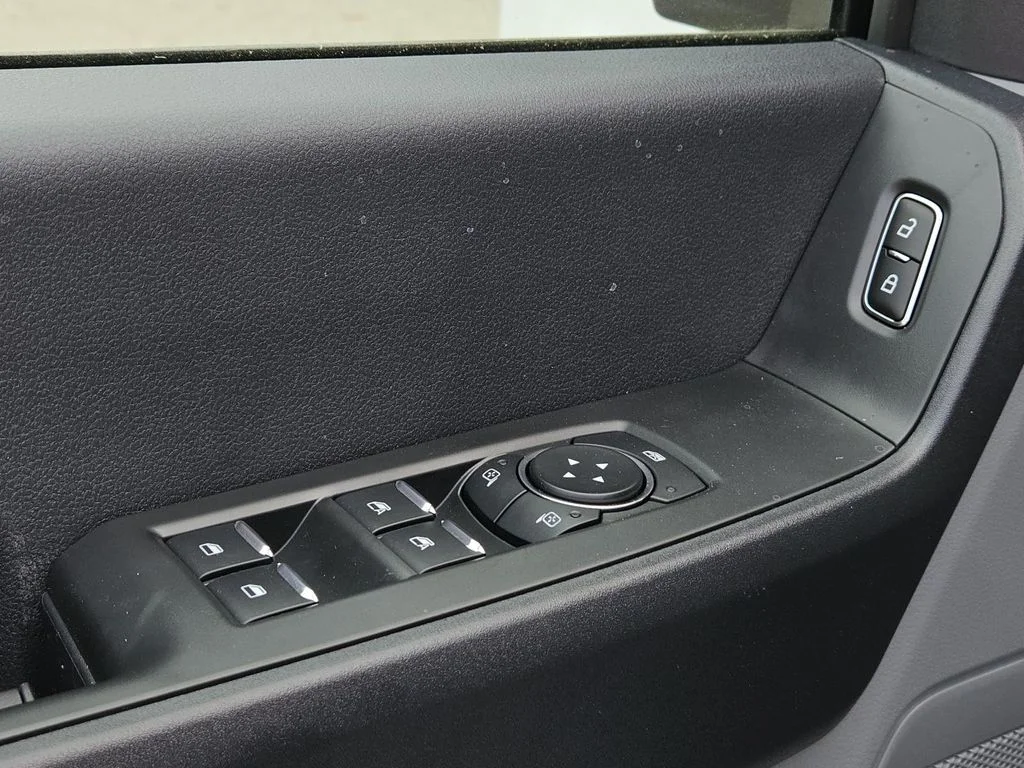 New 2026 Oxford White Ford F-350® XL image 25