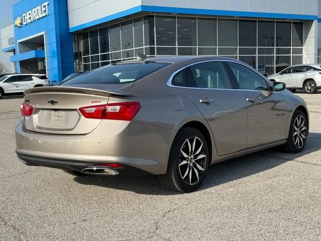 Used 2024 Mineral Gray Metallic Chevrolet RS image 5