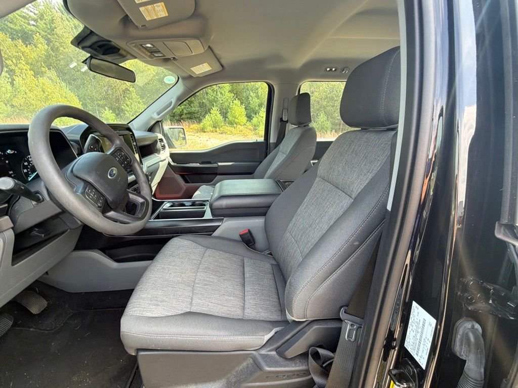 Used 2023 Black Metallic Ford XL image 6